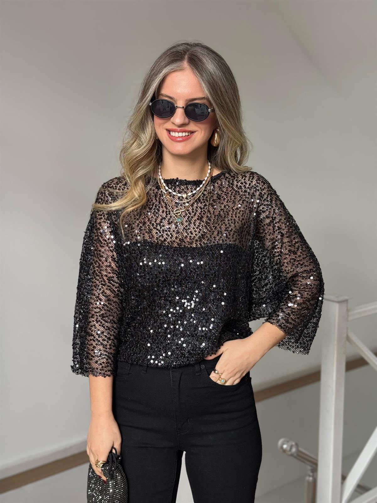 Kayık Yaka Payetli Bluz