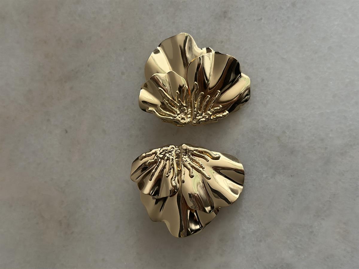 Kelebek Tasarım Gold Küpe