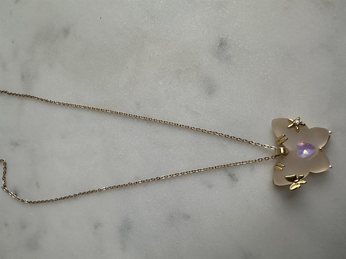 Çelik Kelebek Tasarım Taşlı Gold Kolye