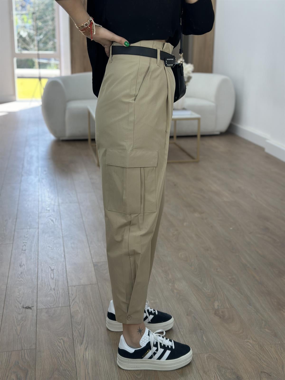 Kemer Detaylı Kargo Pantolon-Bej