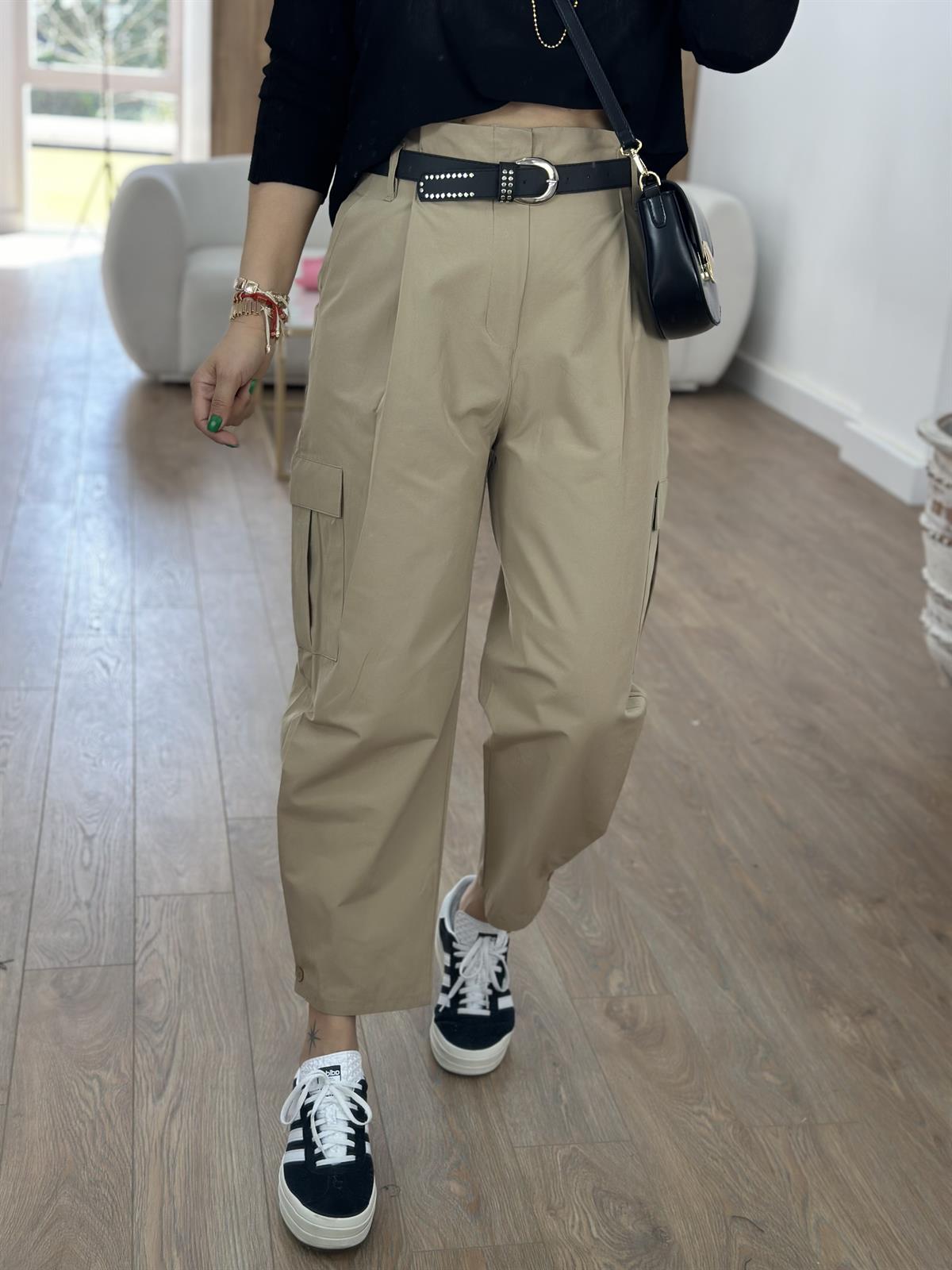 Kemer Detaylı Kargo Pantolon-Bej