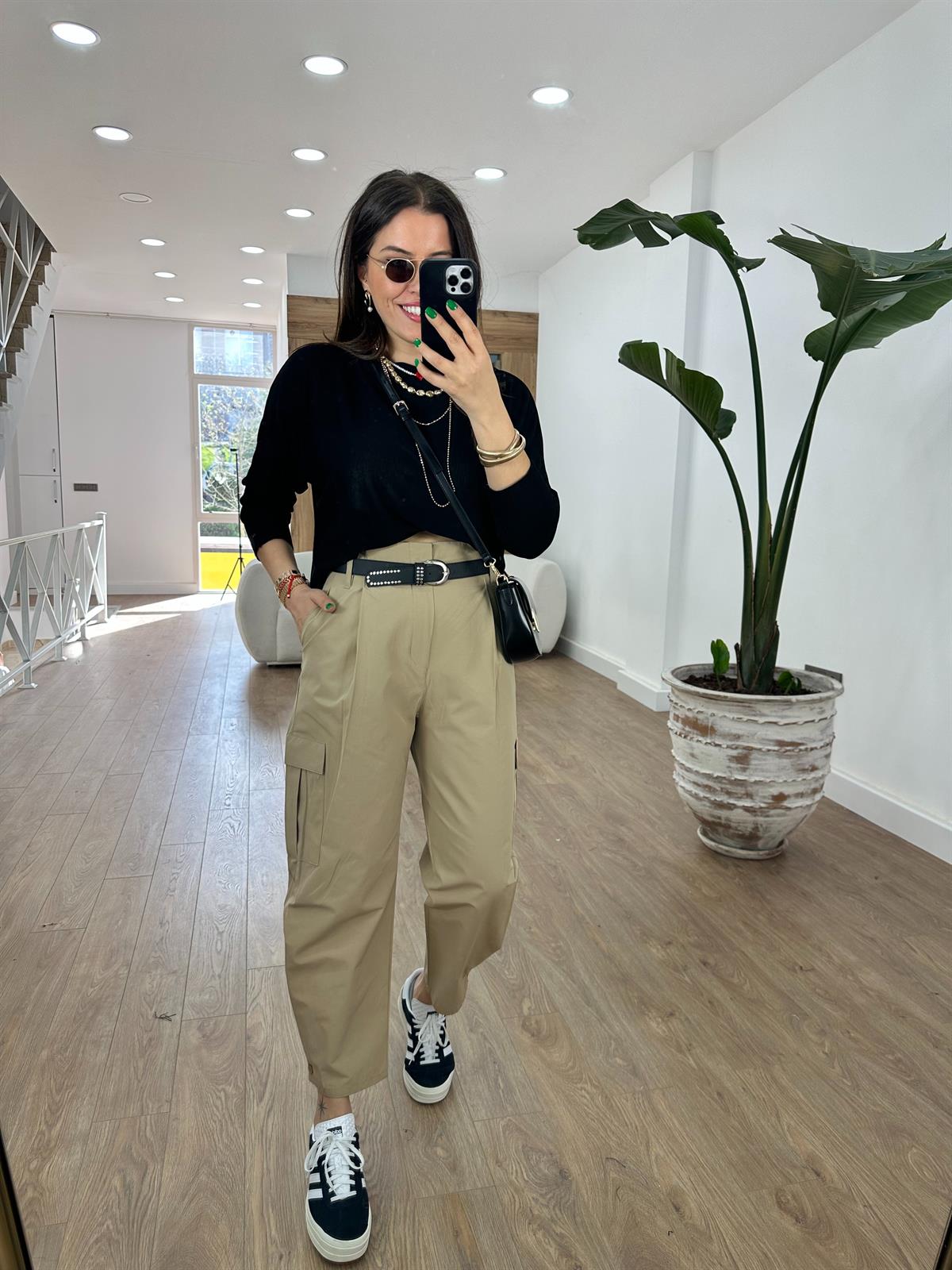 Kemer Detaylı Kargo Pantolon-Bej