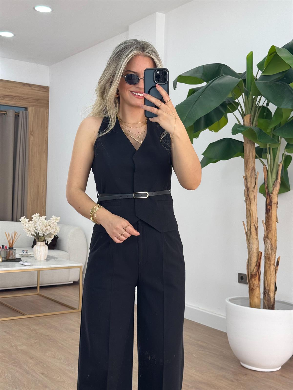 Kemerli %100 Pamuk Yelekli Keten Takım - Siyah