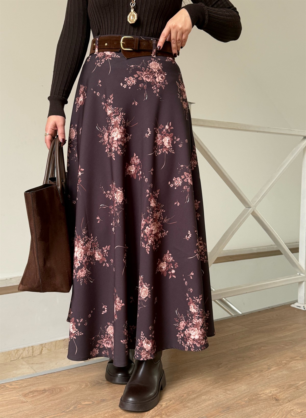 Kemerli Çiçek Desenli Midi Etek 