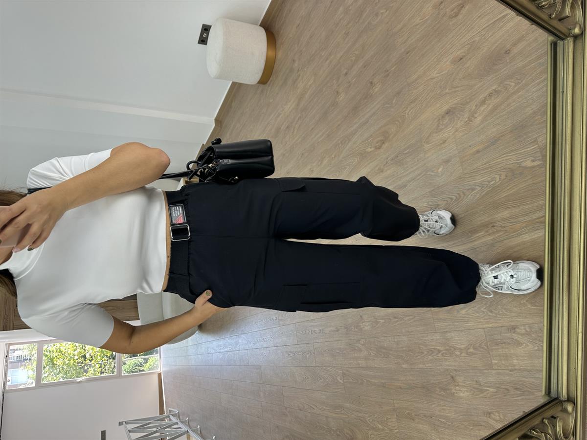 Kemerli Paçası Lastikli Kargo Cep Pantolon-Siyah