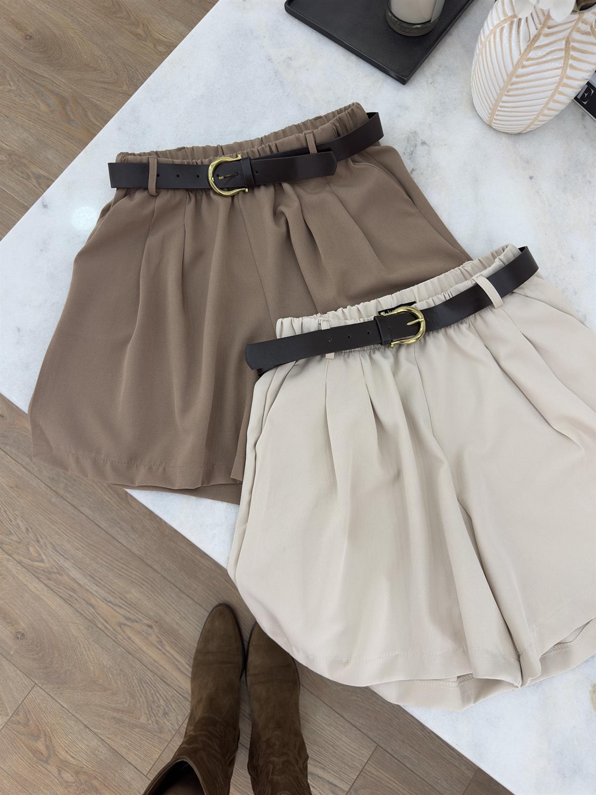 Kemerli Şehir Boy Şort - Kahverengi