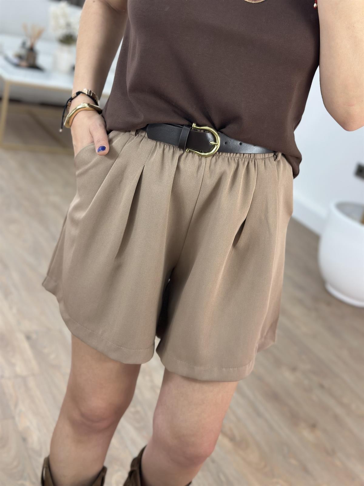 Kemerli Şehir Boy Şort - Kahverengi