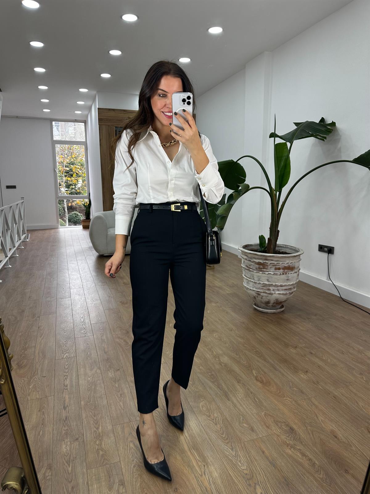 Dilvin Kemerli Yüksek Bel Pantolon - Siyah