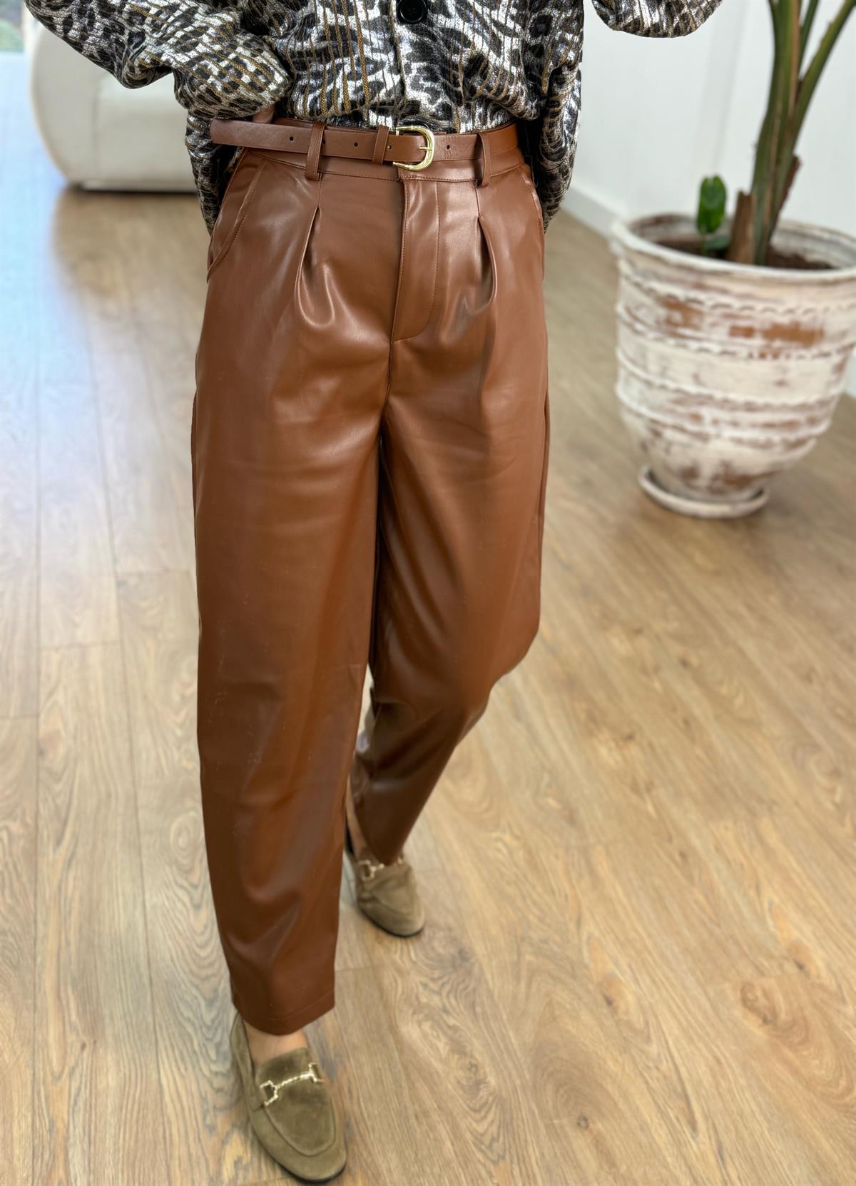 Kendinden Kemerli Deri Pantolon-Taba