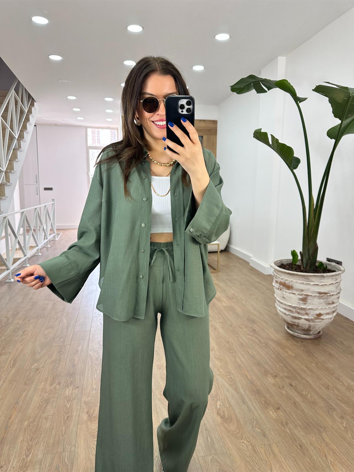 Keten Dokuda Gömlekli Takım-Yeşil