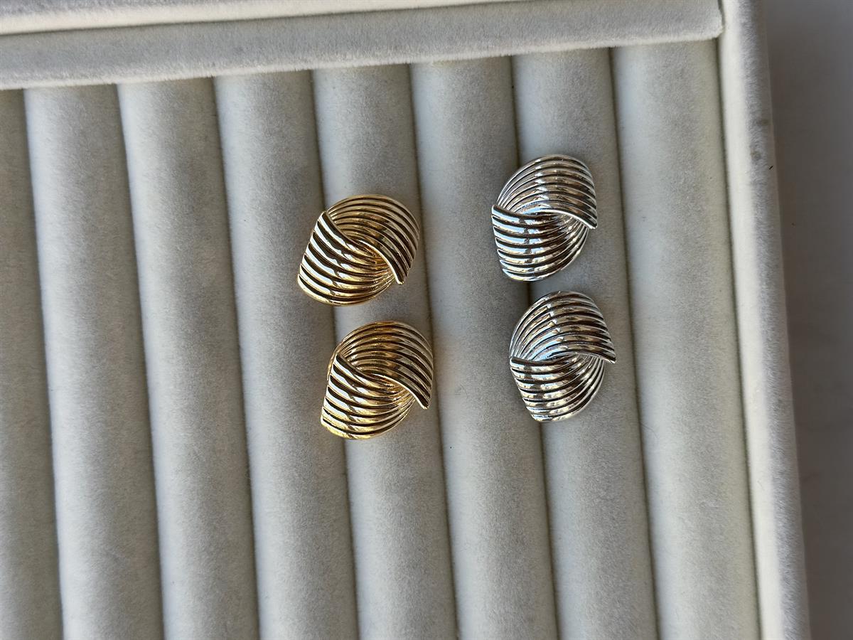 Kıvrımlı Silver Tasarım Küpe 2,5cm
