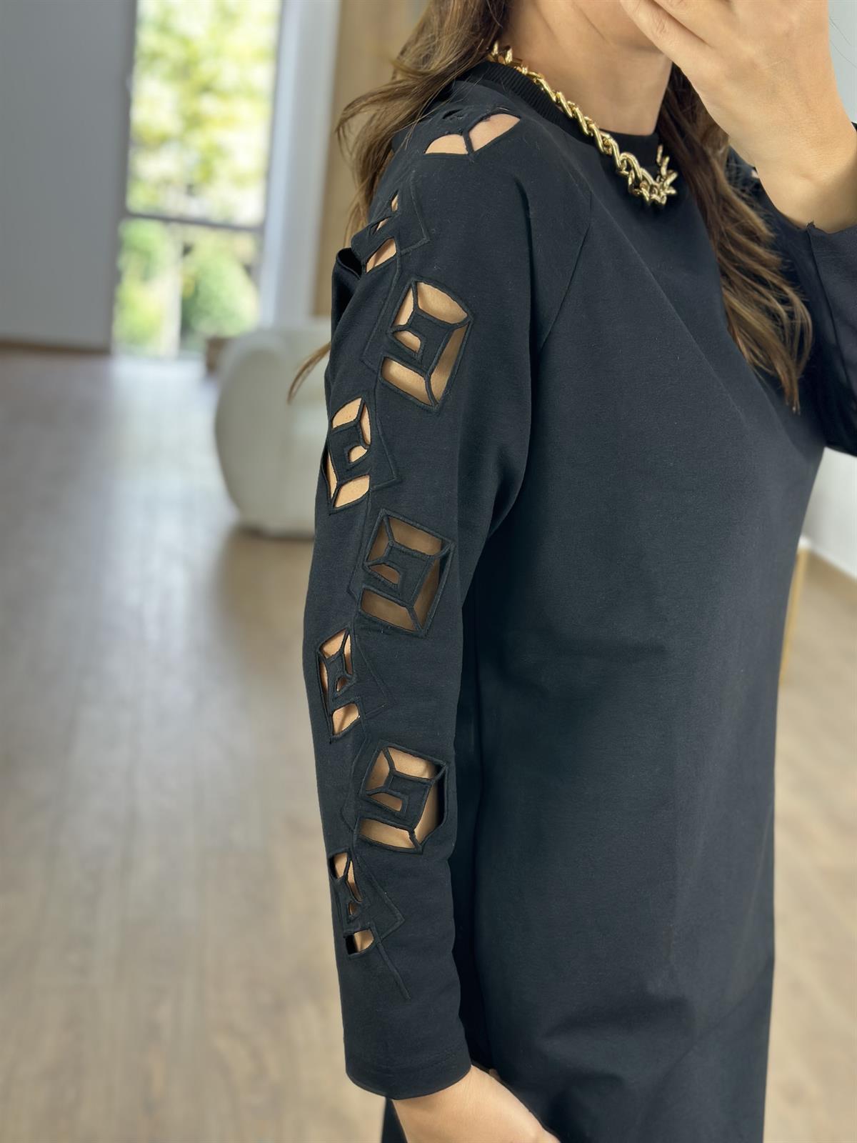 Kol Detaylı Sweat Elbise