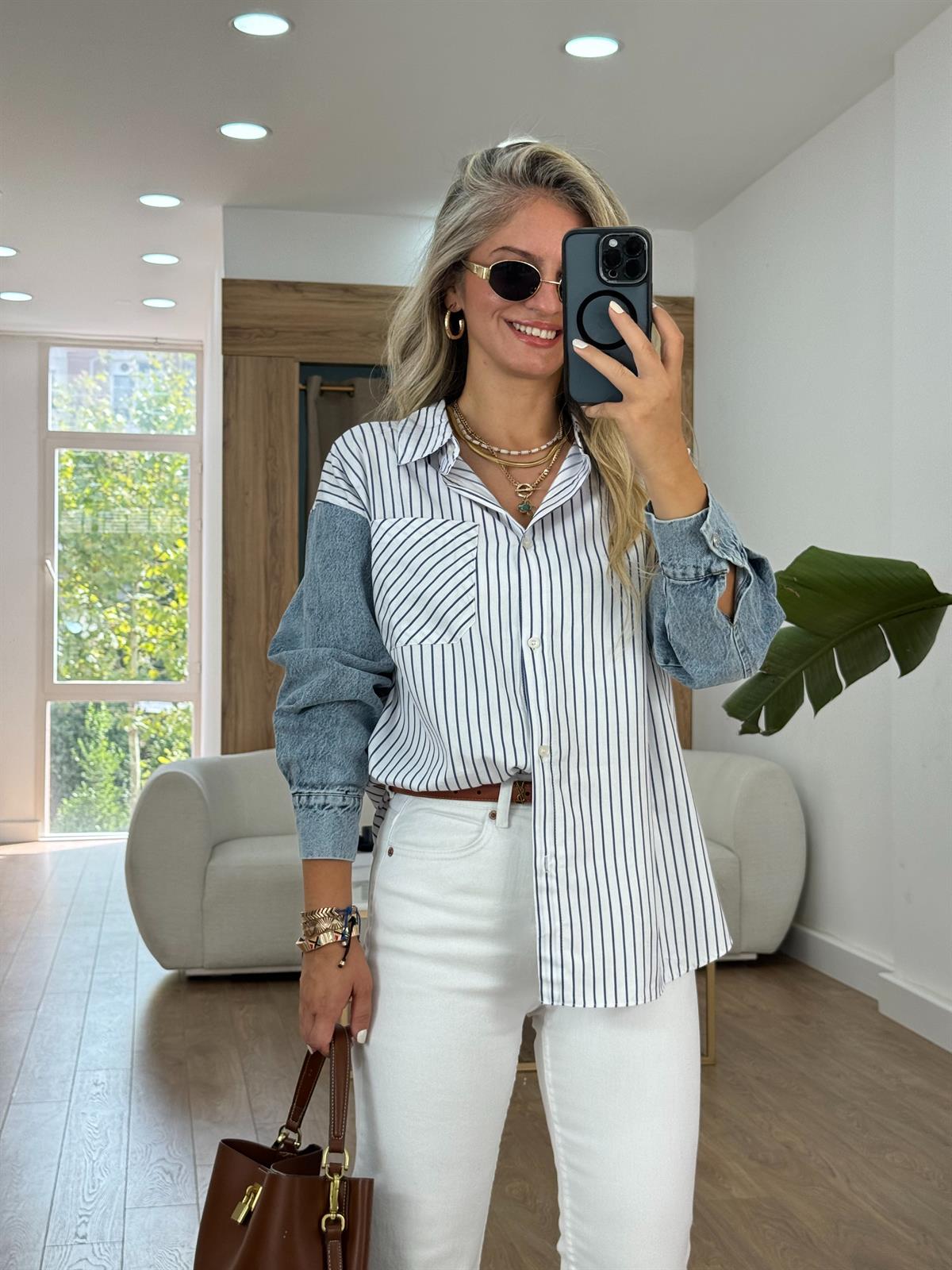 Kolları Denim Çizgili Gömlek