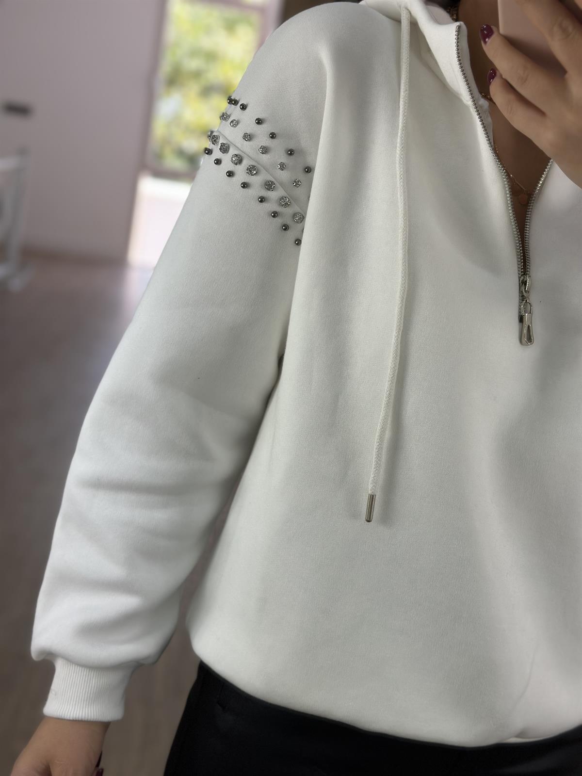 Kolları Taş Detaylı Yarım Fermuarlı Sweatshirt-Beyaz