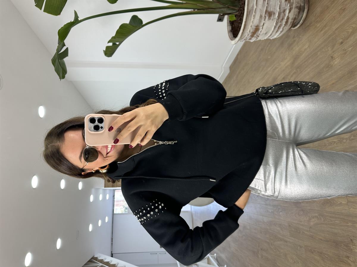 Kolları Taş Detaylı Yarım Fermuarlı Sweatshirt-Siyah
