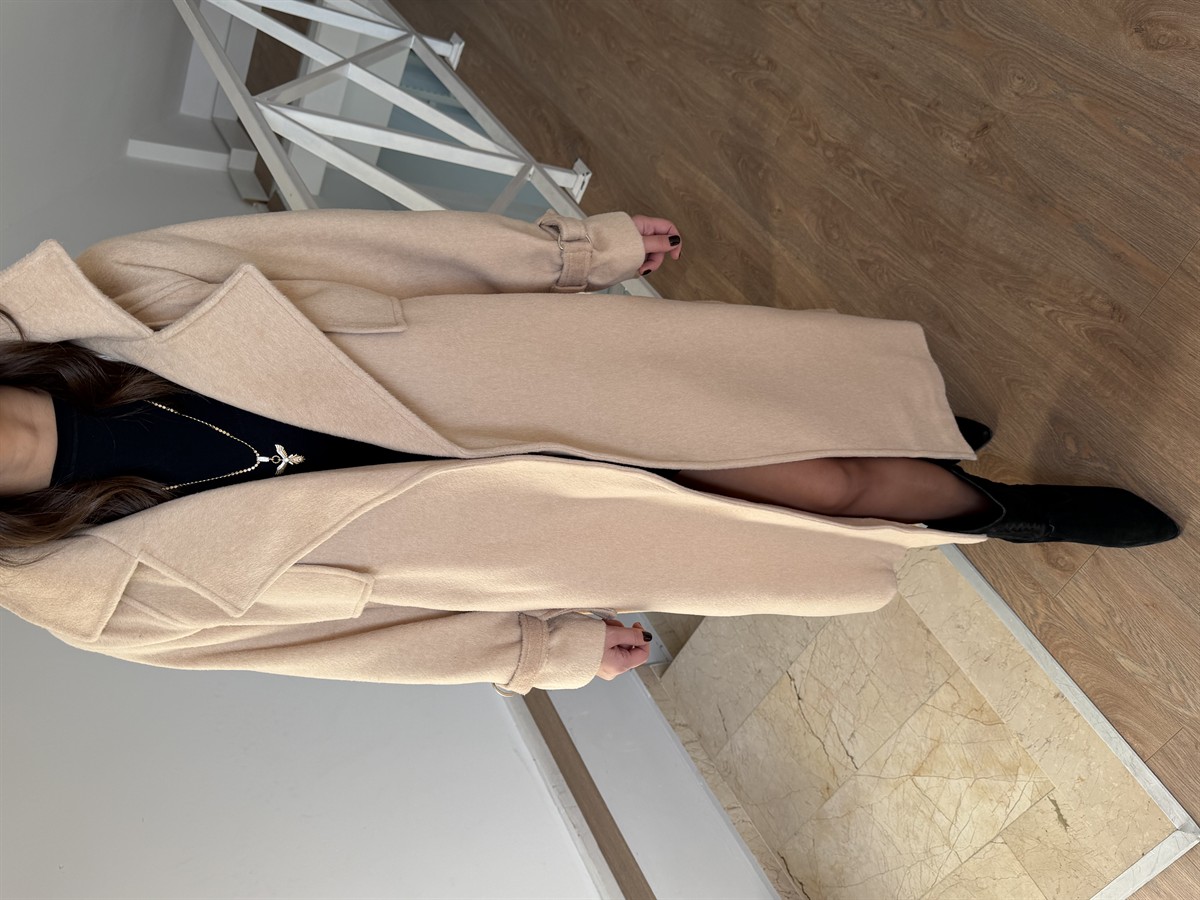 Kolları Tokalı Yünlü Kaban - Bej