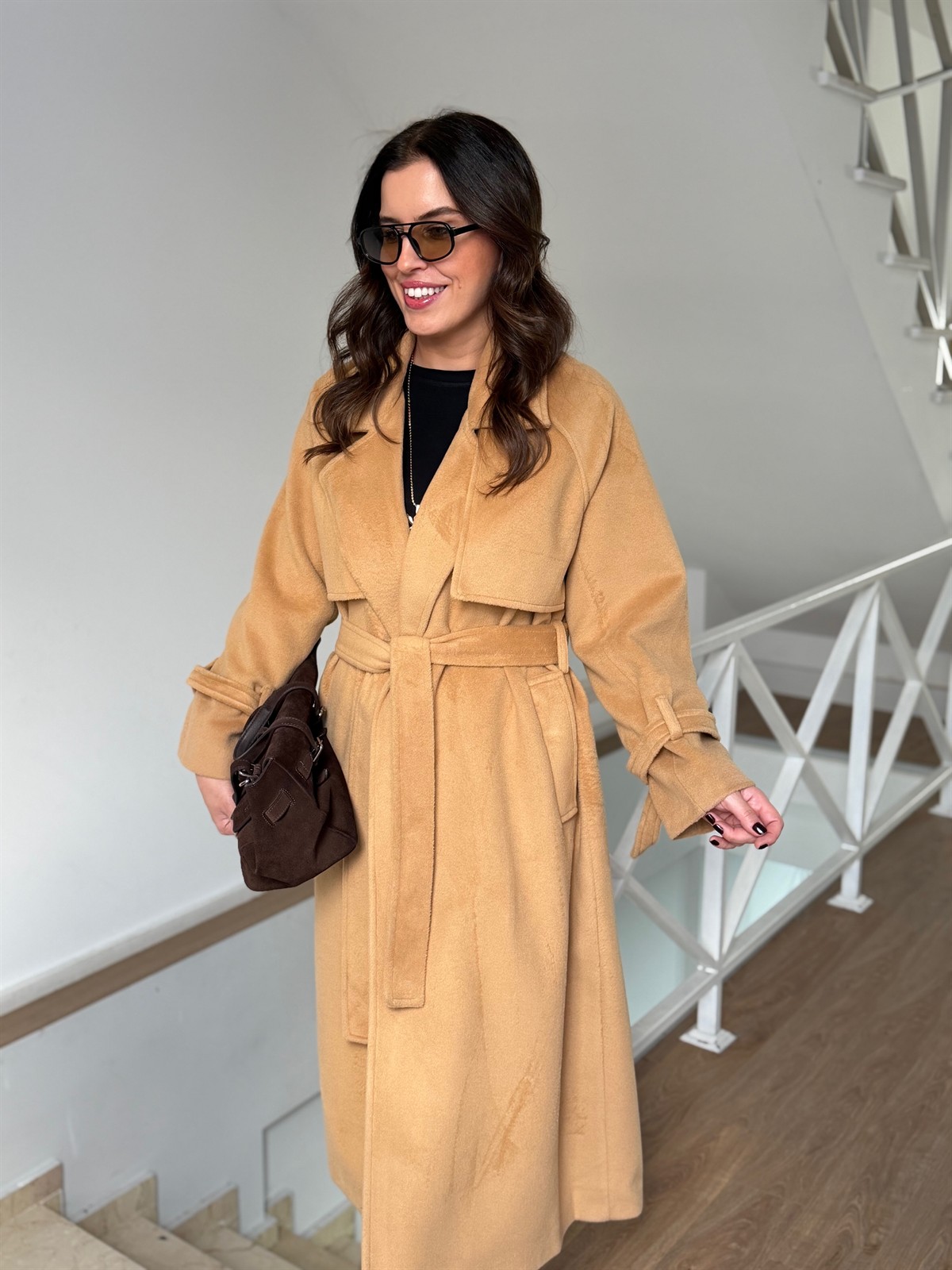 Kolları Tokalı Yünlü Kaban - Camel