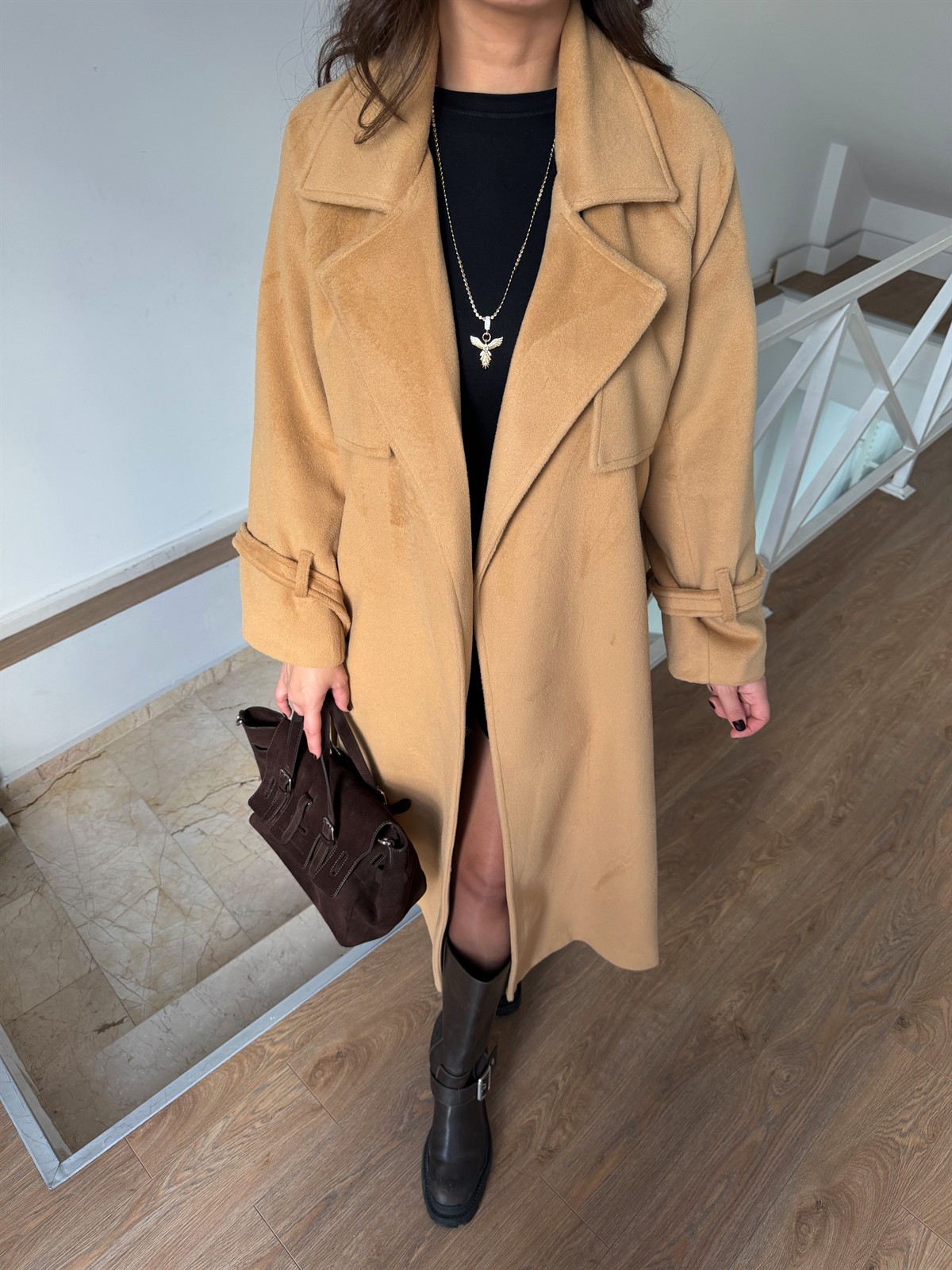 Kolları Tokalı Yünlü Kaban - Camel