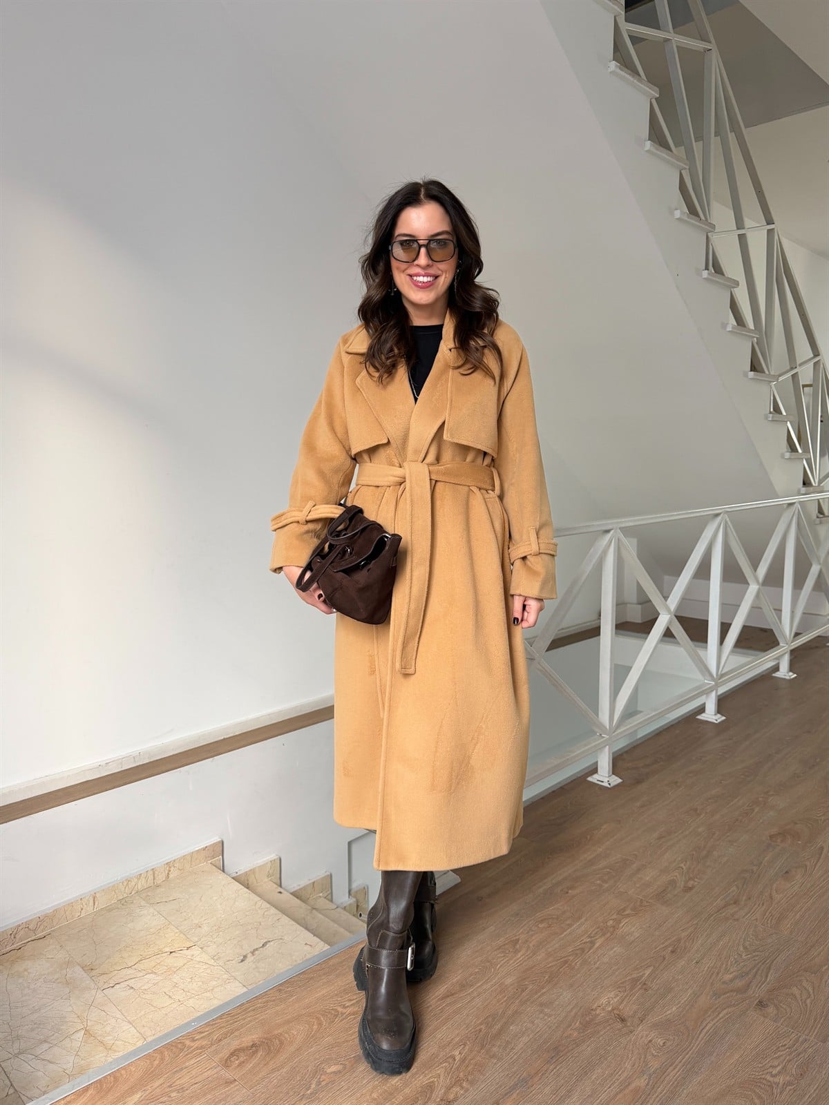 Kolları Tokalı Yünlü Kaban - Camel