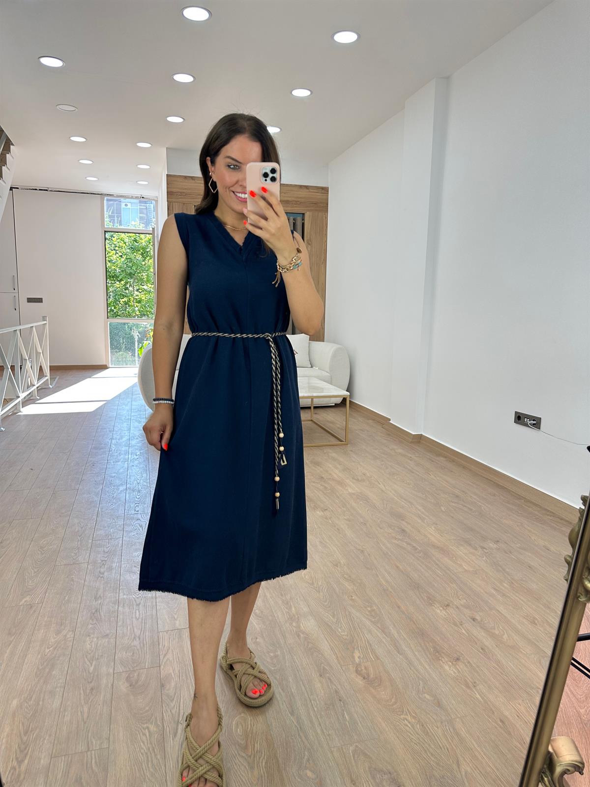 Kolsuz Hasır Kemerli Elbise Lacivert