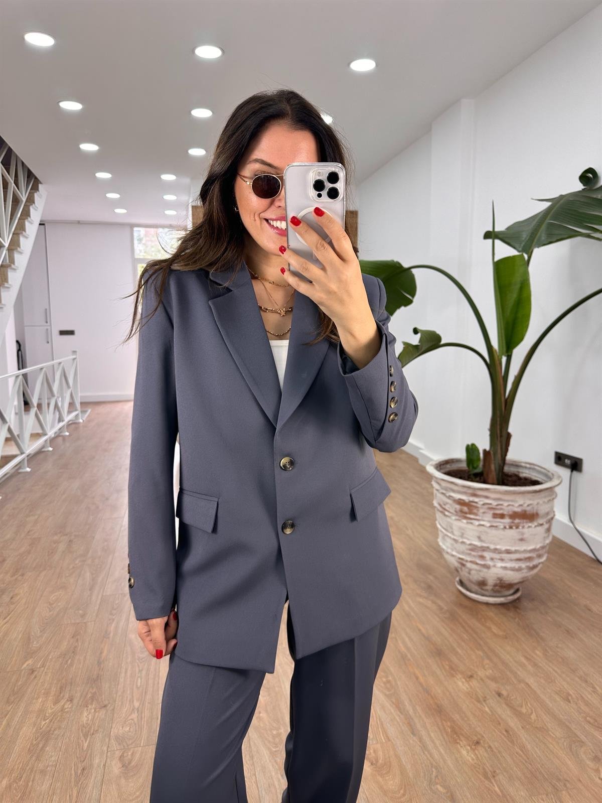 Kolu Düğme Detaylı Tasarım Ceket - Füme