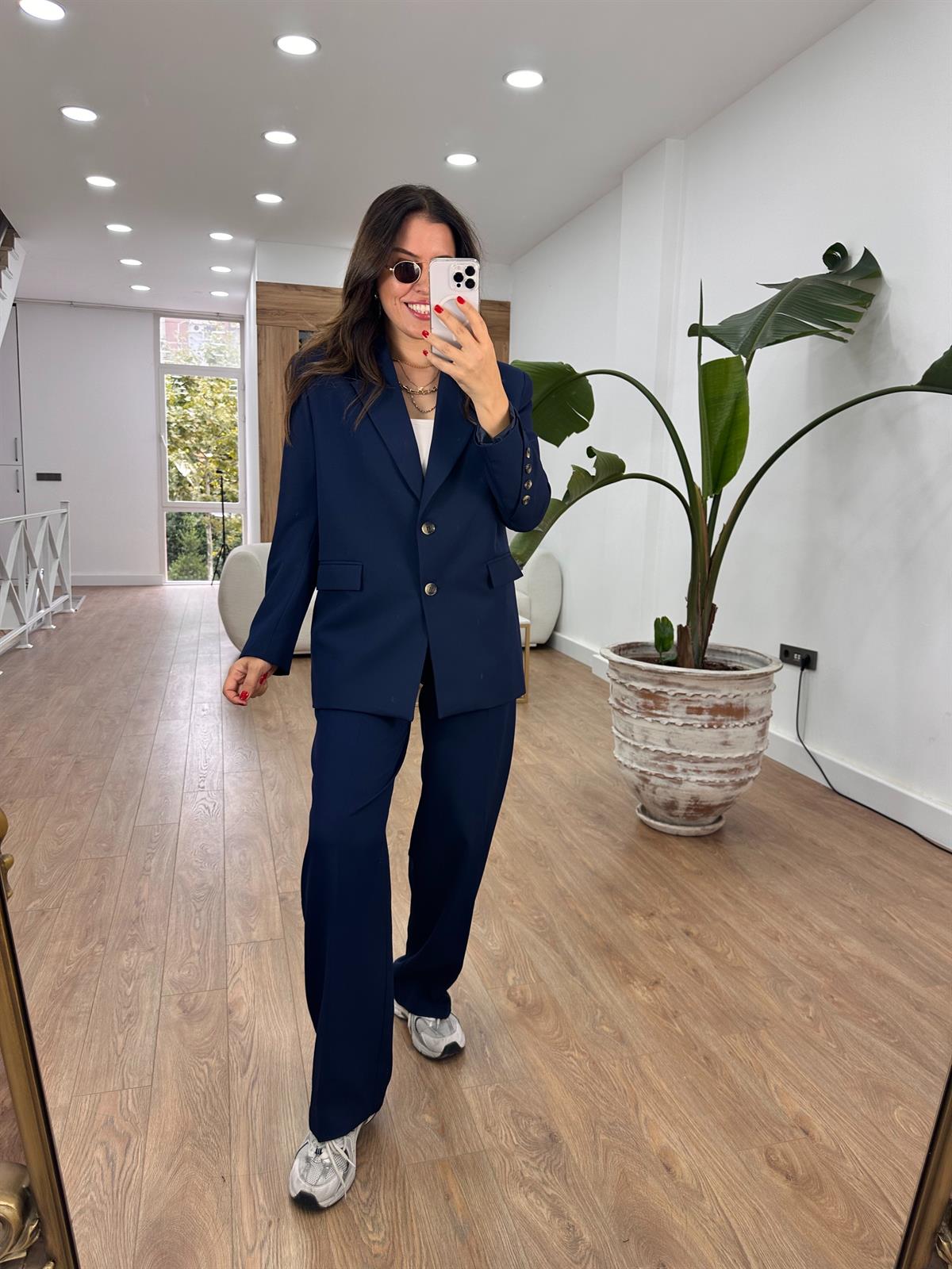 Kolu Düğme Detaylı Tasarım Ceket - Lacivert