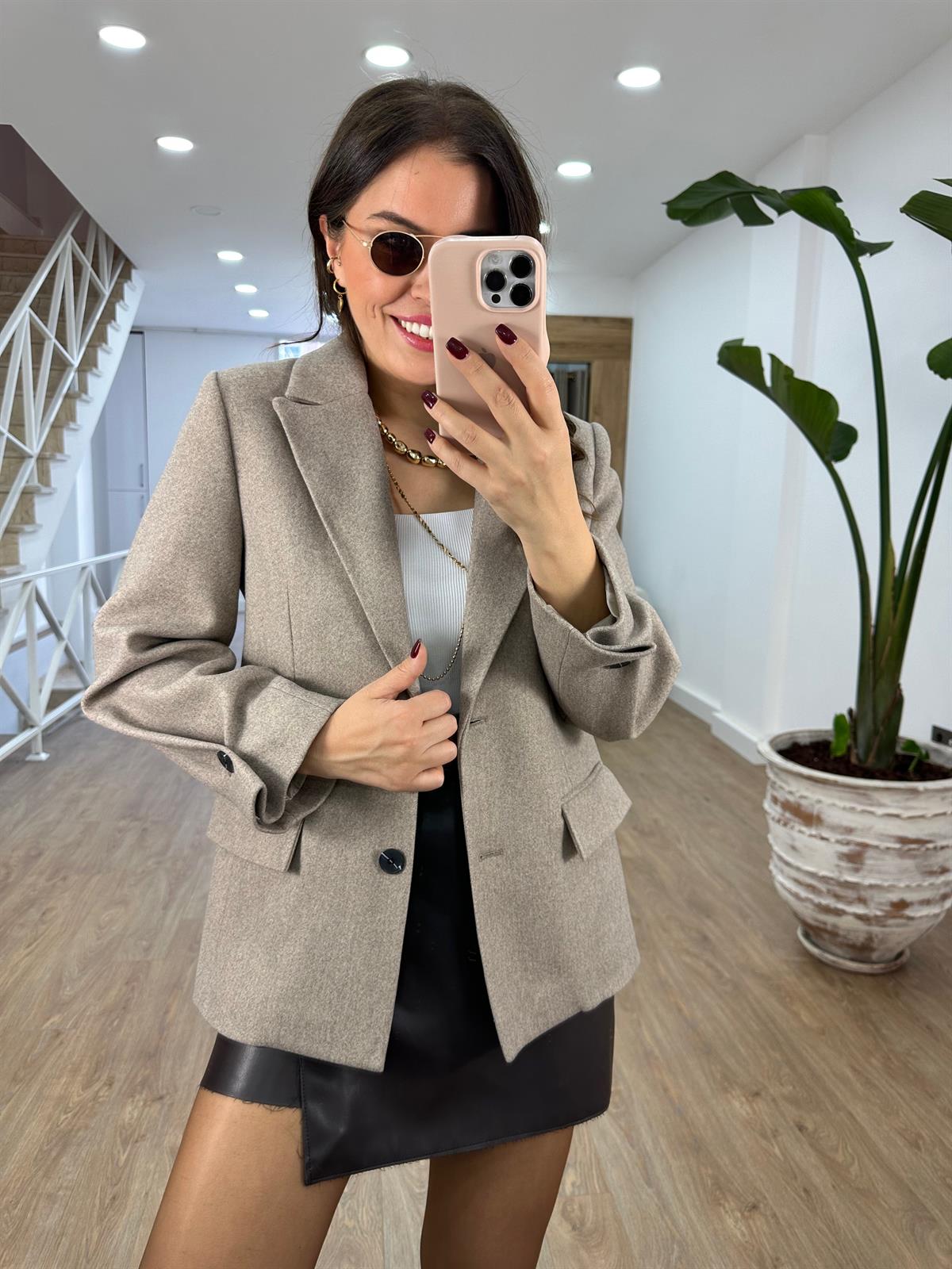 Kolu Düğmeli Kaşe Ceket-Vizon