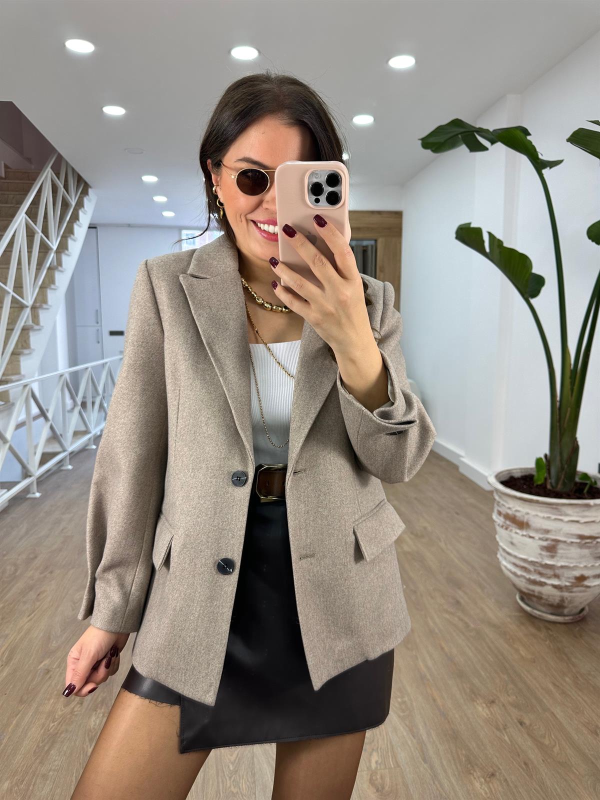 Kolu Düğmeli Kaşe Ceket-Vizon