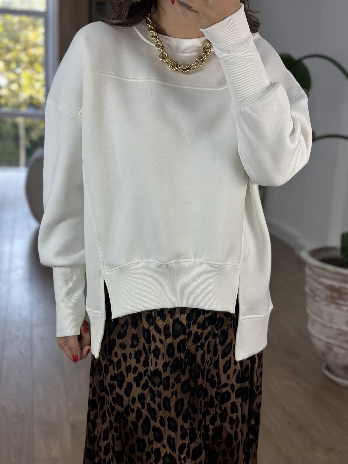 Kolu Ribanalı İçerisi Şardonlu  Sweatshirt - Beyaz