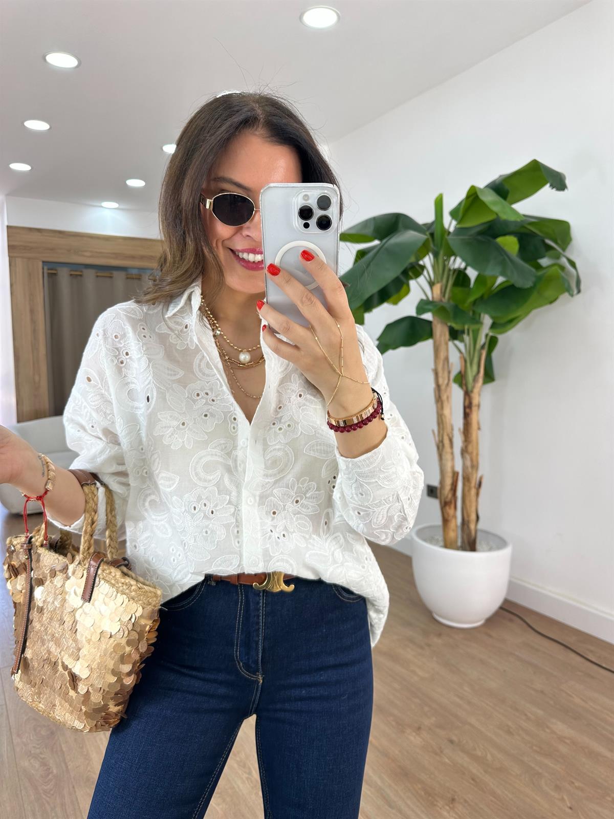 Komple Fisto Detaylı Gömlek 