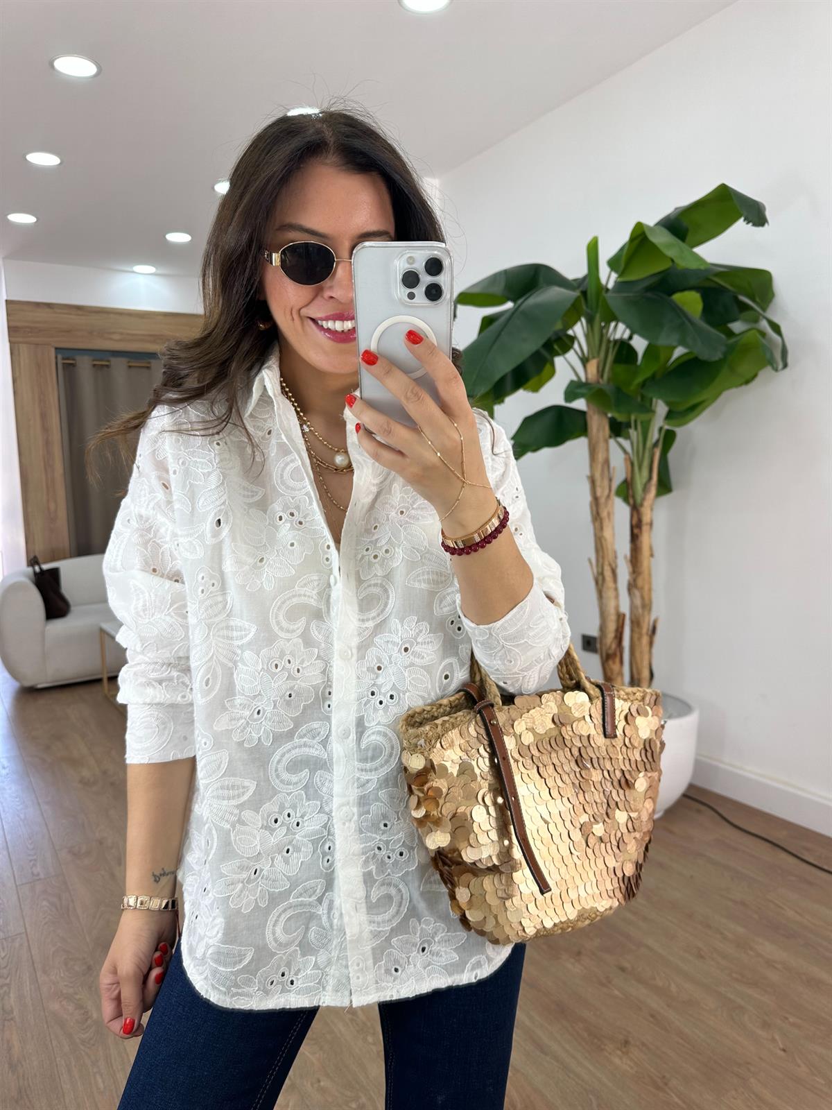 Komple Fisto Detaylı Gömlek 