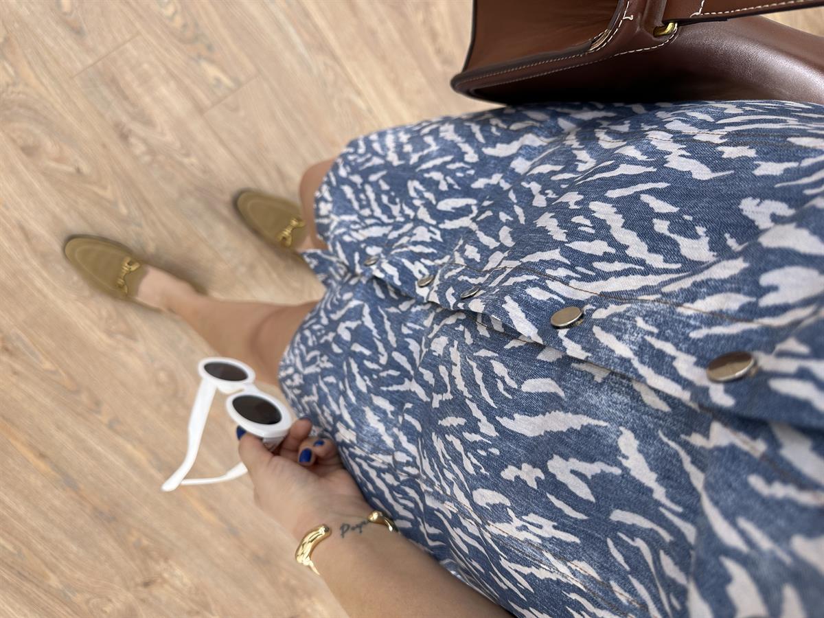 Kot Görünümlü Polo Yaka Likralı Elbise