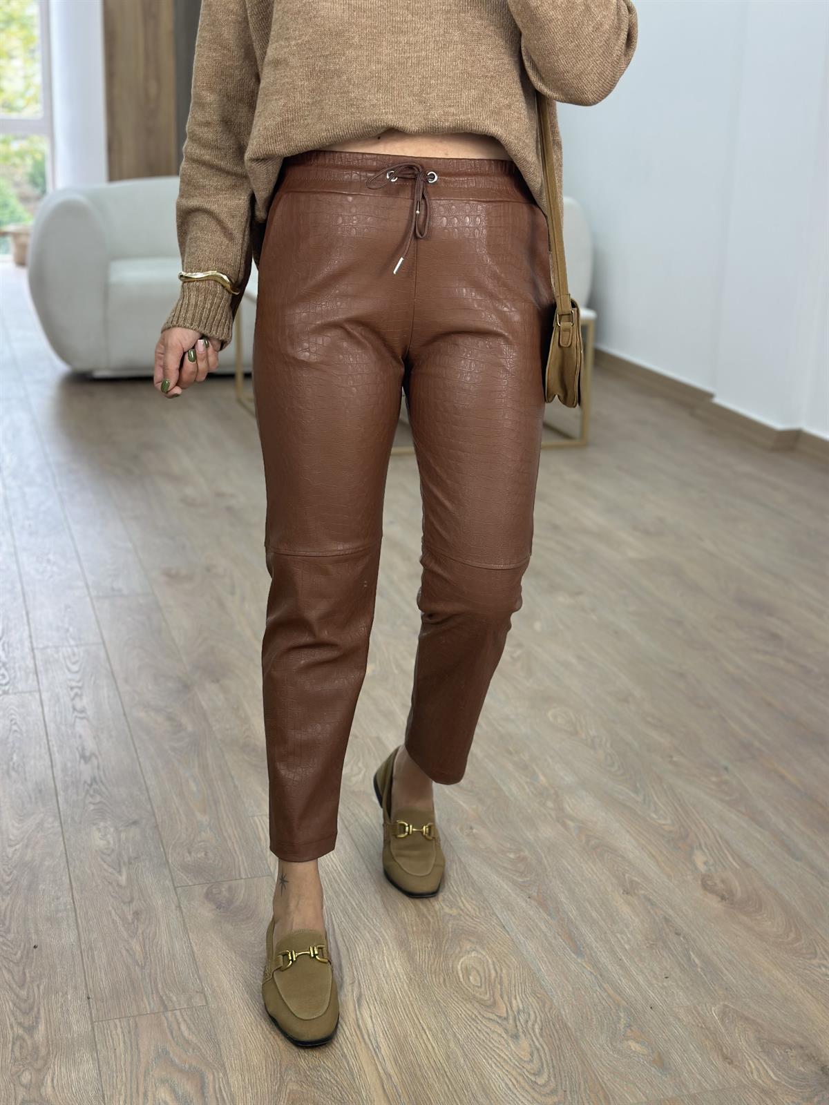 Krokodil Desen Beli Bağcıklı Deri Pantolon-Taba