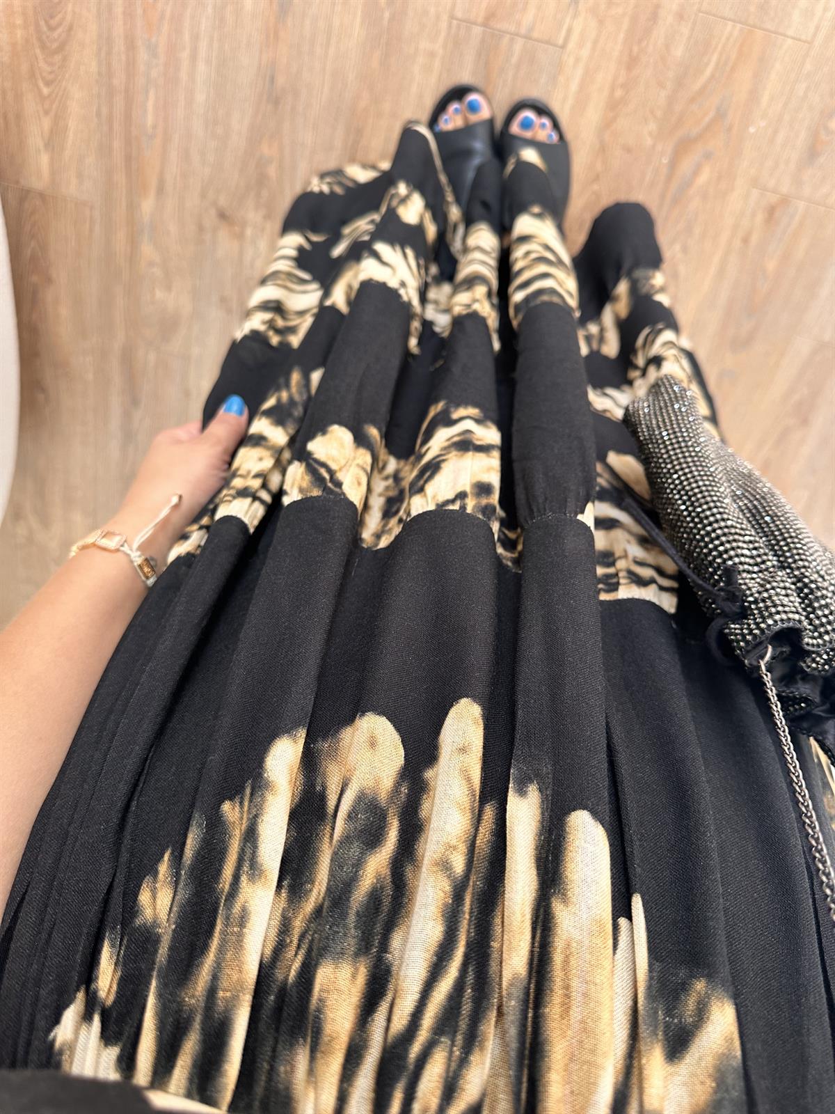 Kruvaze Yaka Emprime Elbise - Siyah