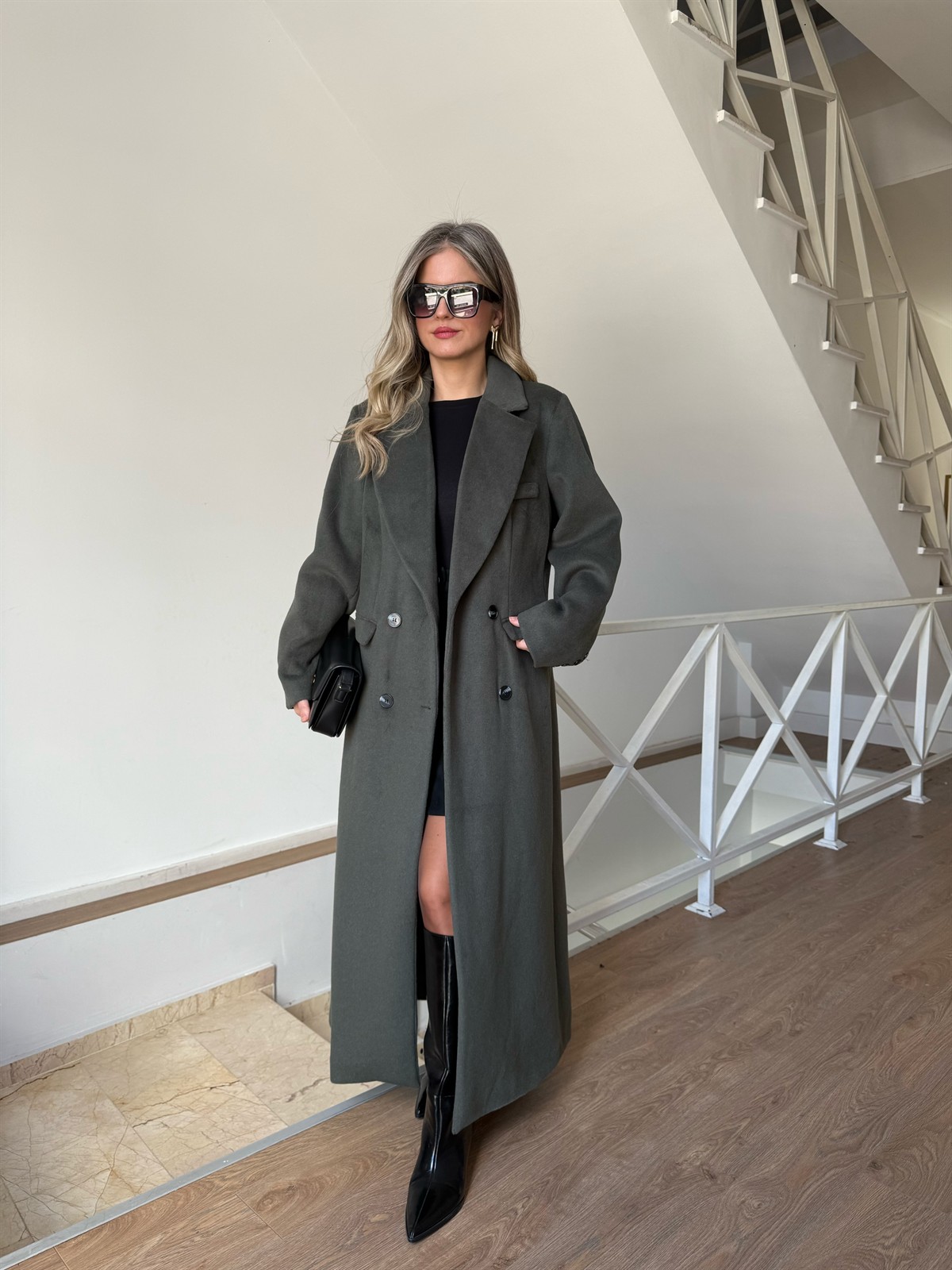 Kruvaze Yaka Uzun Yün Kaban - Haki