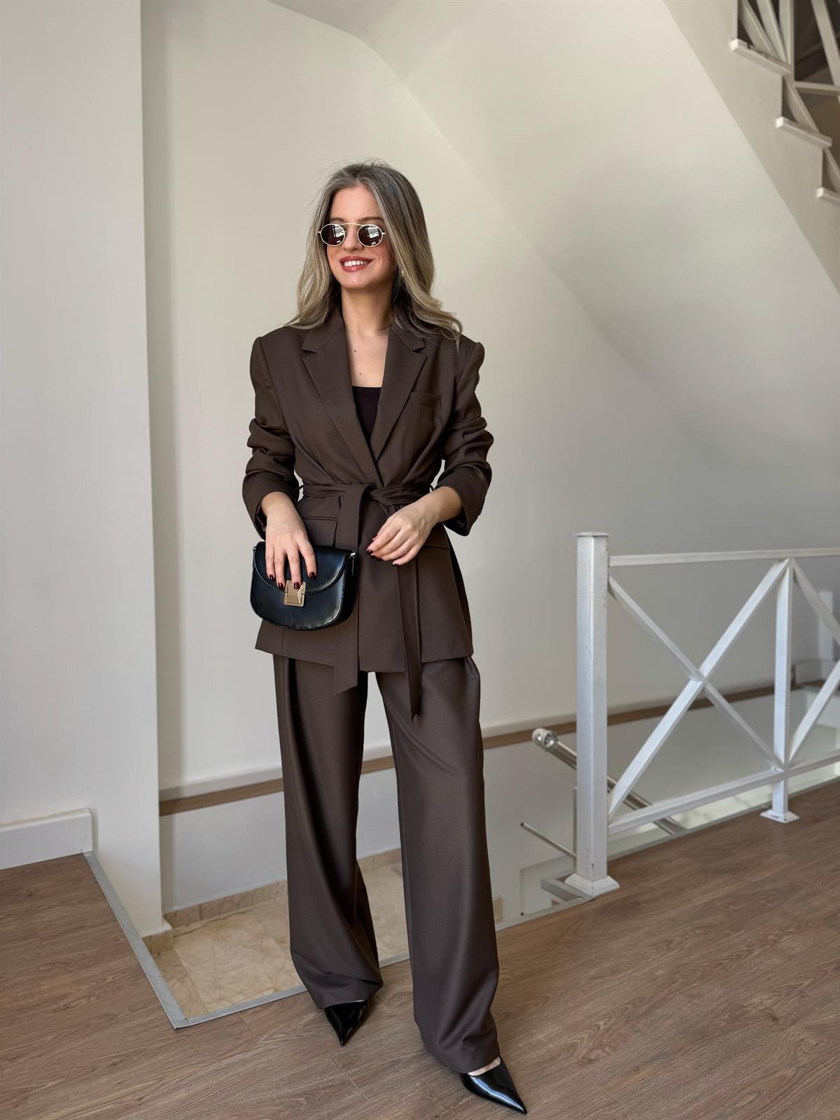 Kuşaklı Ceket Tasarım Pantolon Takım - Kahve