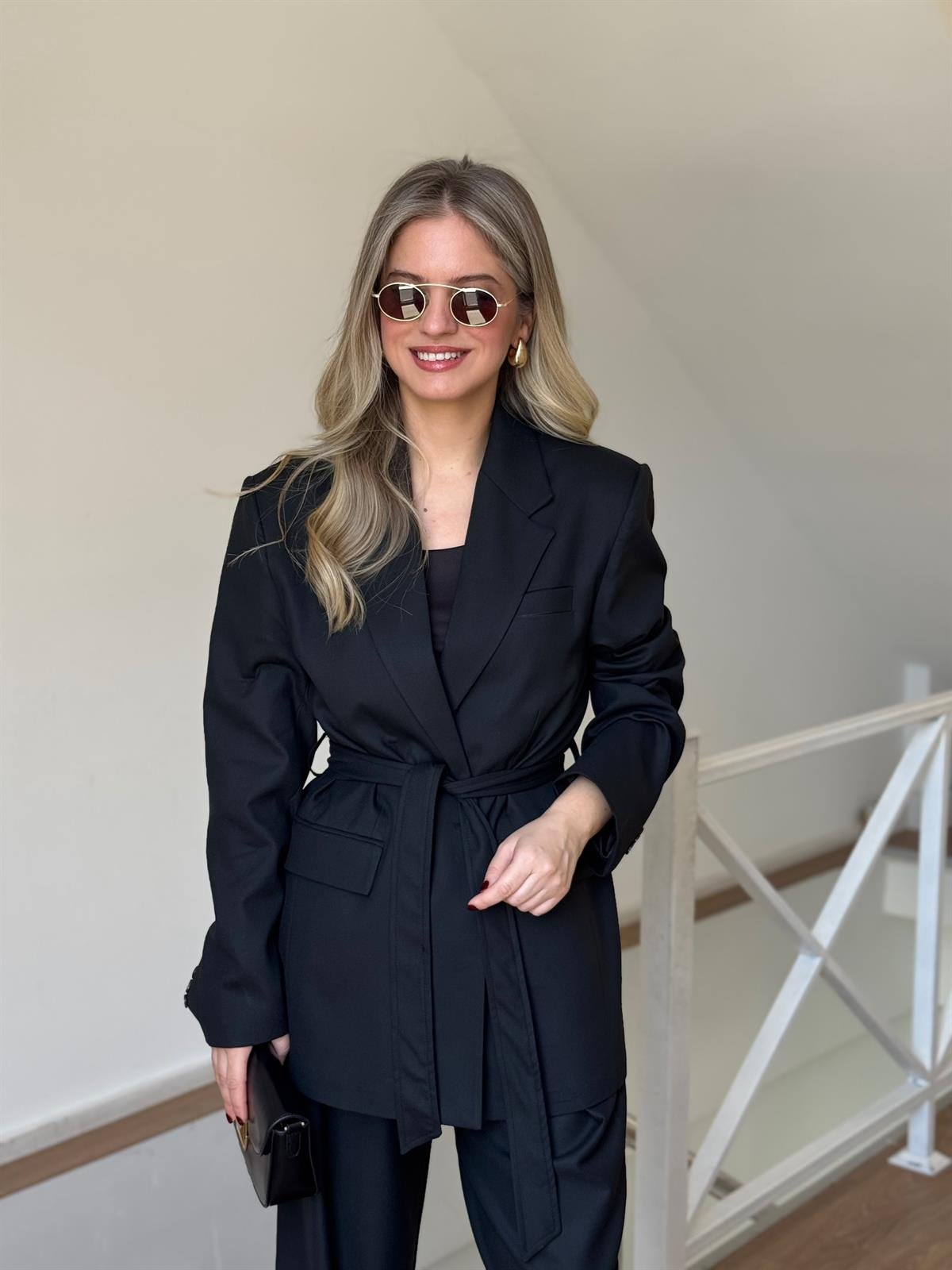 Kuşaklı Ceket Tasarım Pantolon Takım - Siyah