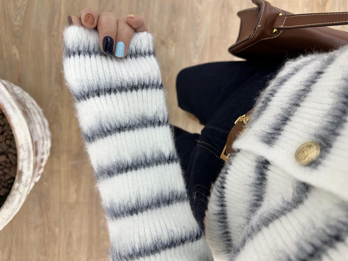 Lacivert Çizgili Gold Düğmeli Tüylü Hırka