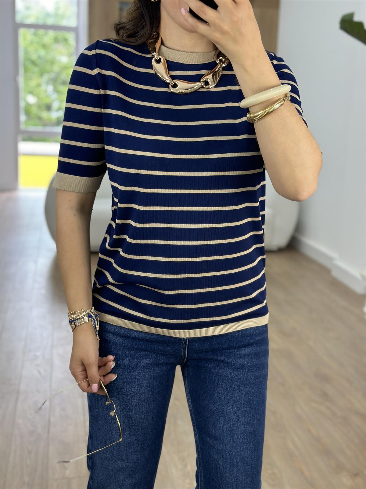 Lacivert Üzeri Bej Çizgili Merserize Triko