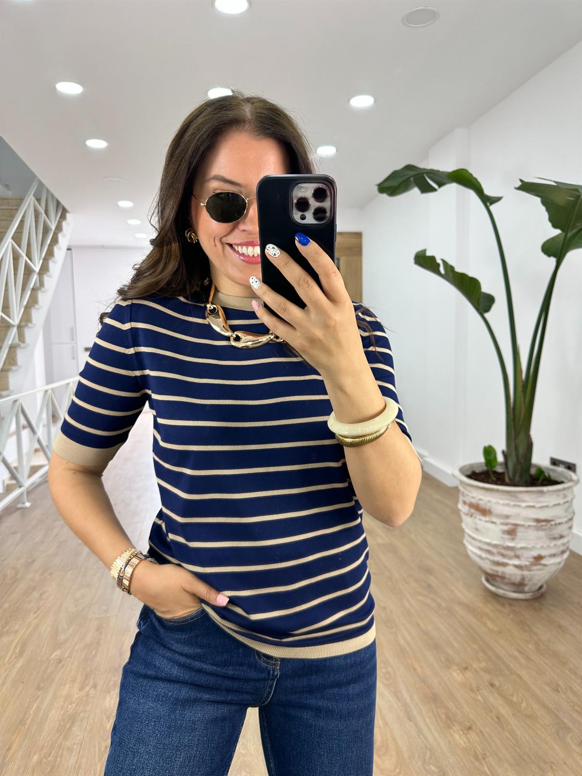 Lacivert Üzeri Bej Çizgili Merserize Triko