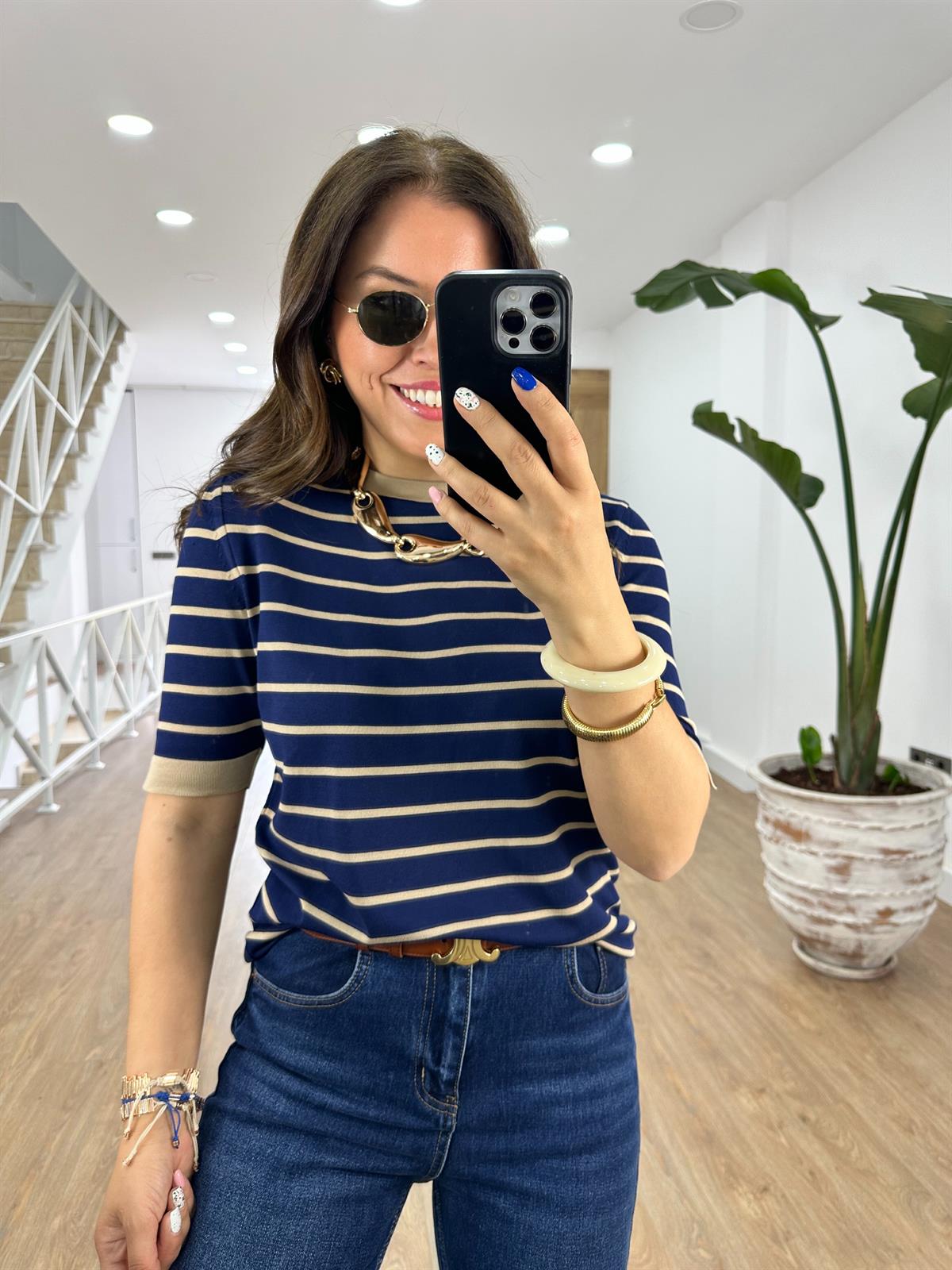 Lacivert Üzeri Bej Çizgili Merserize Triko