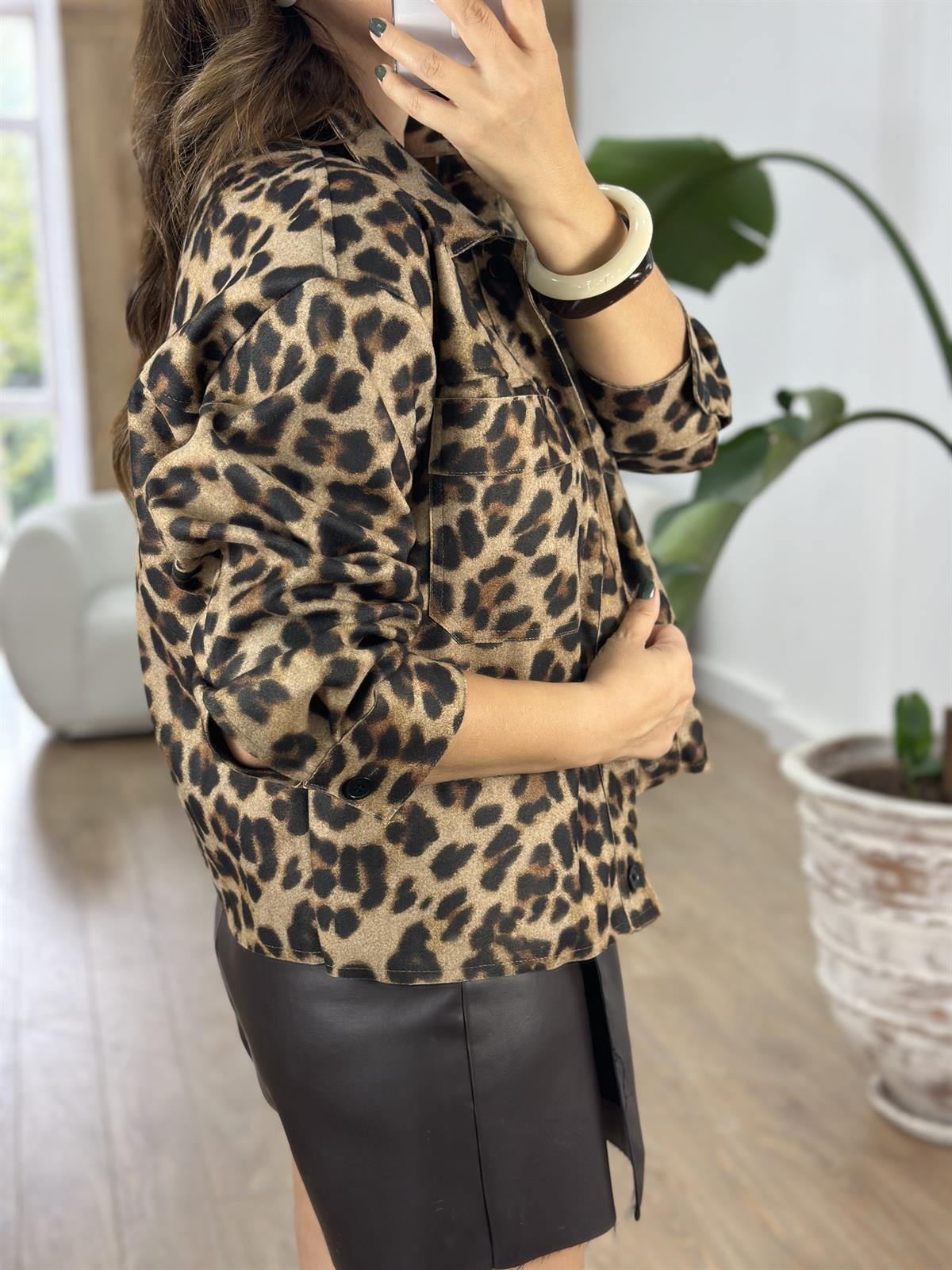Leopar Baskılı Kaşe Ceket