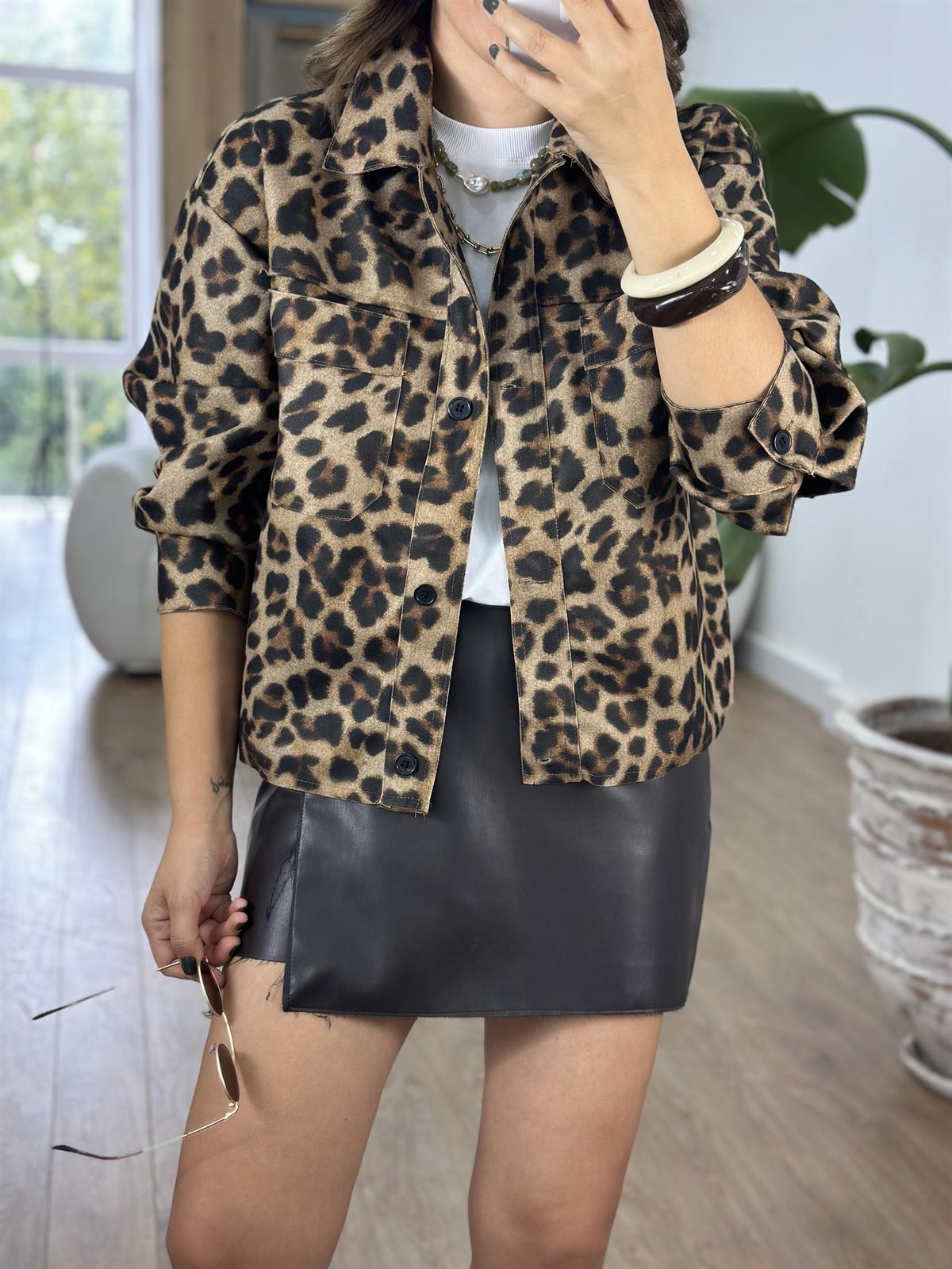 Leopar Baskılı Kaşe Ceket