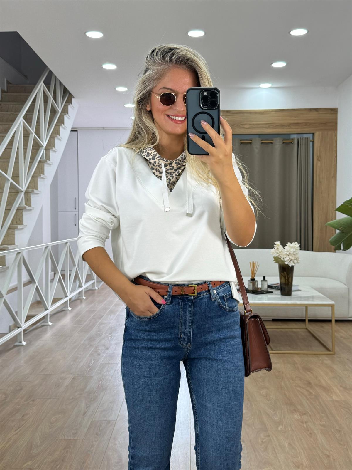 Leopar Detaylı Kapüşonlu Sweatshirt - Beyaz