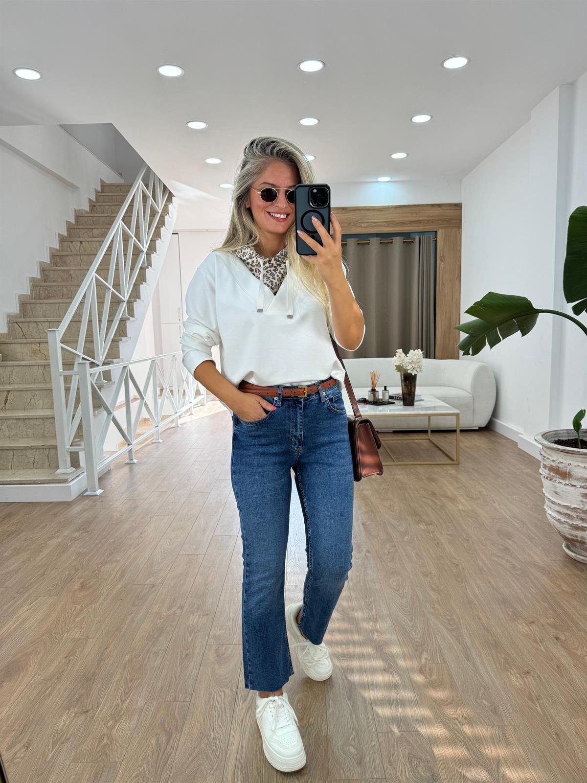 Leopar Detaylı Kapüşonlu Sweatshirt - Beyaz