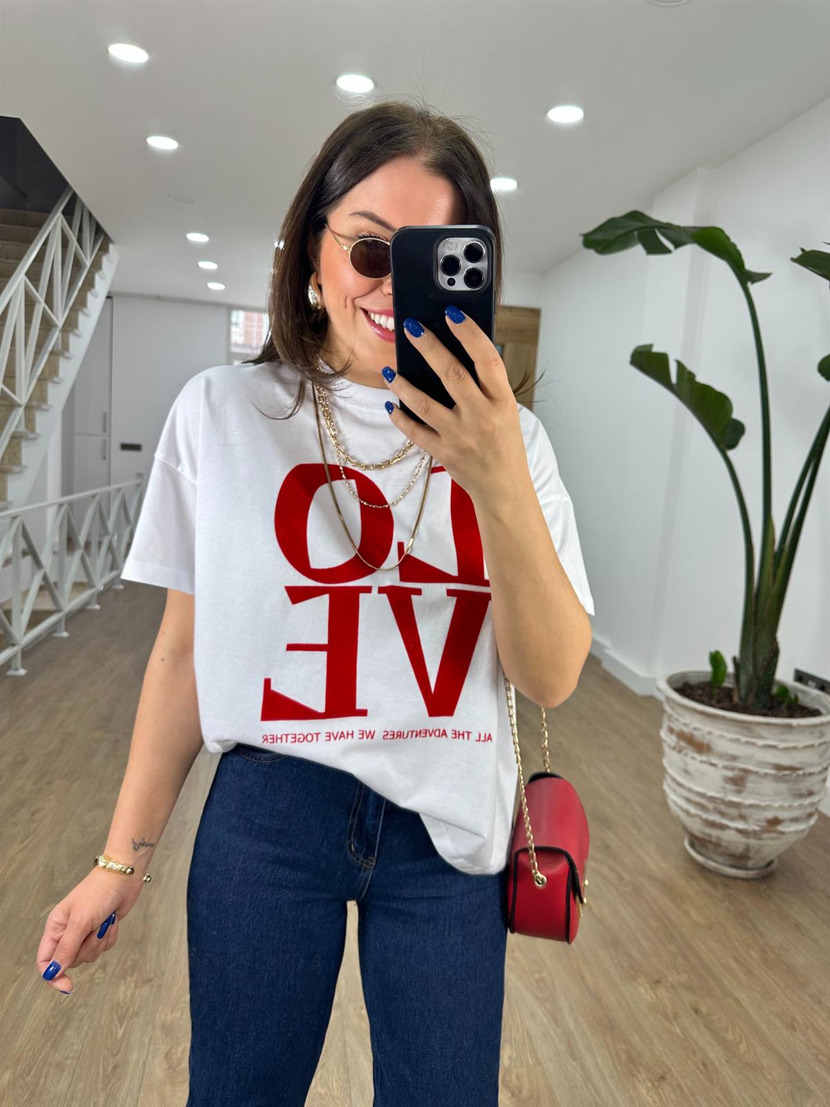 Love Baskılı Oversize Tişört-Beyaz