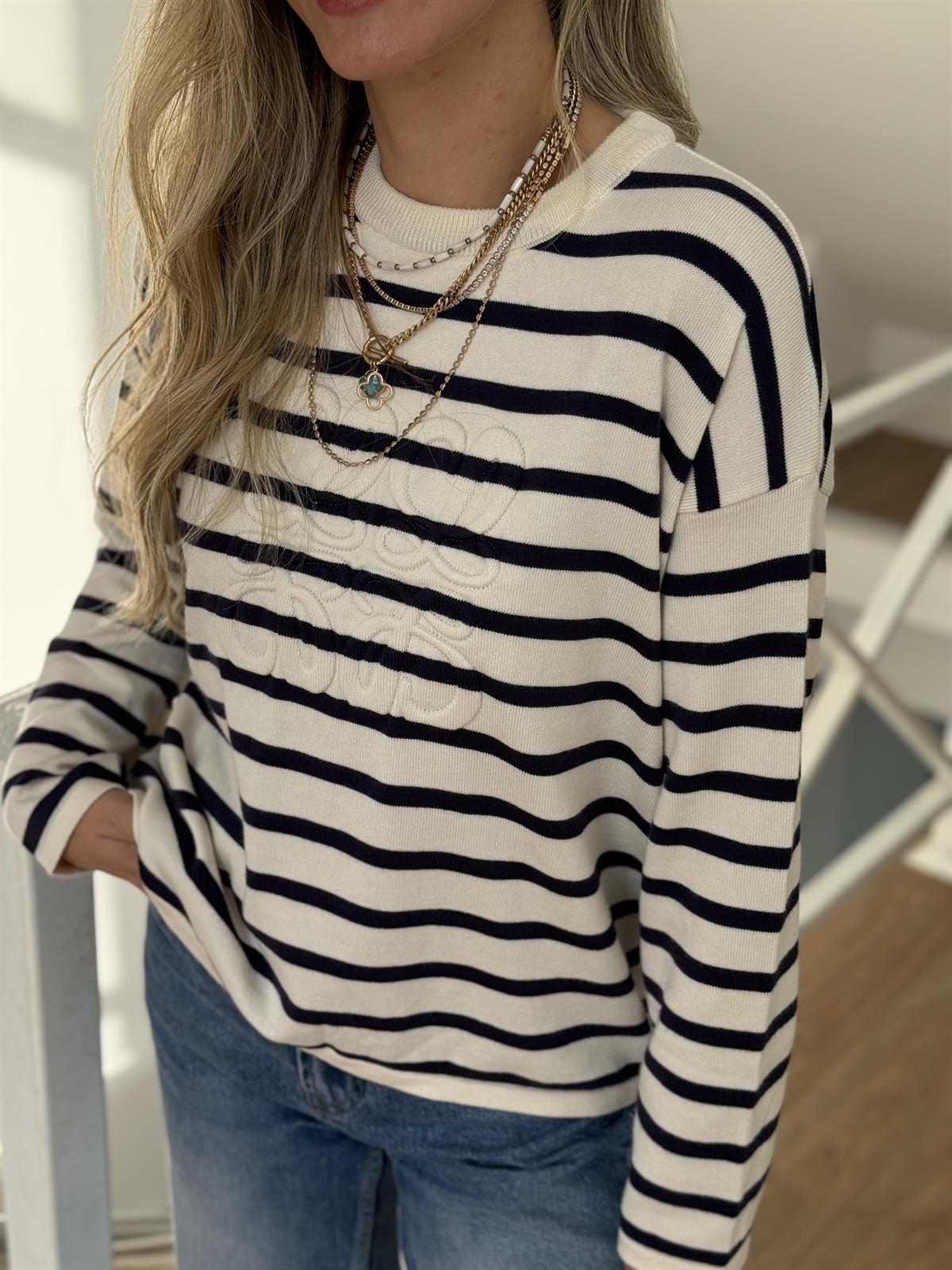 Marka Logolu Çizgili Triko - Ekru