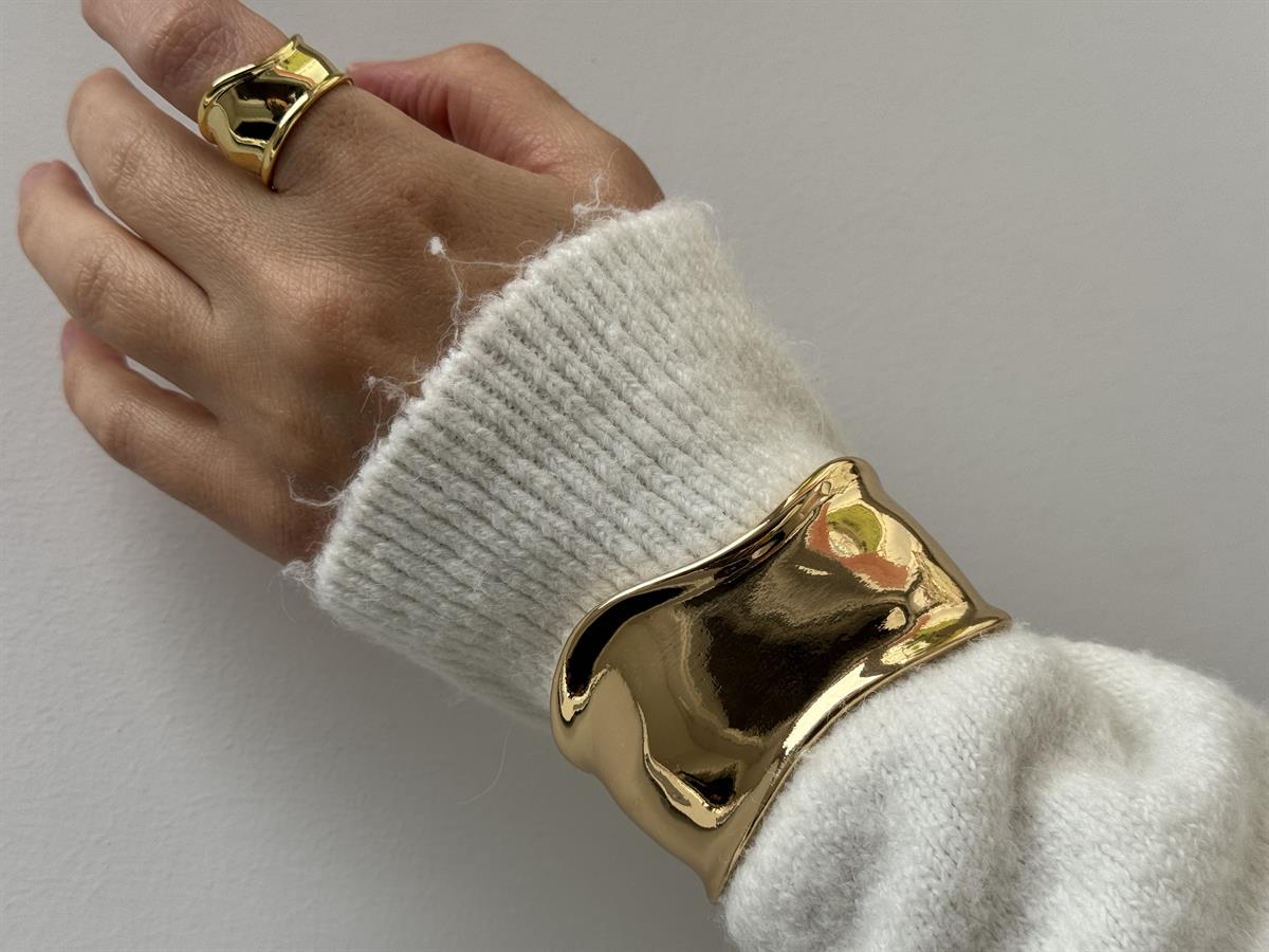 Marka Model Asimetrik Gold Plaka Ayarlanabilir Yüzük