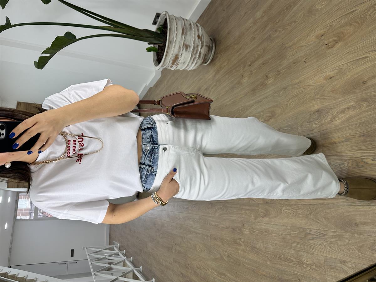 Marka Model Bel Detaylı Jean