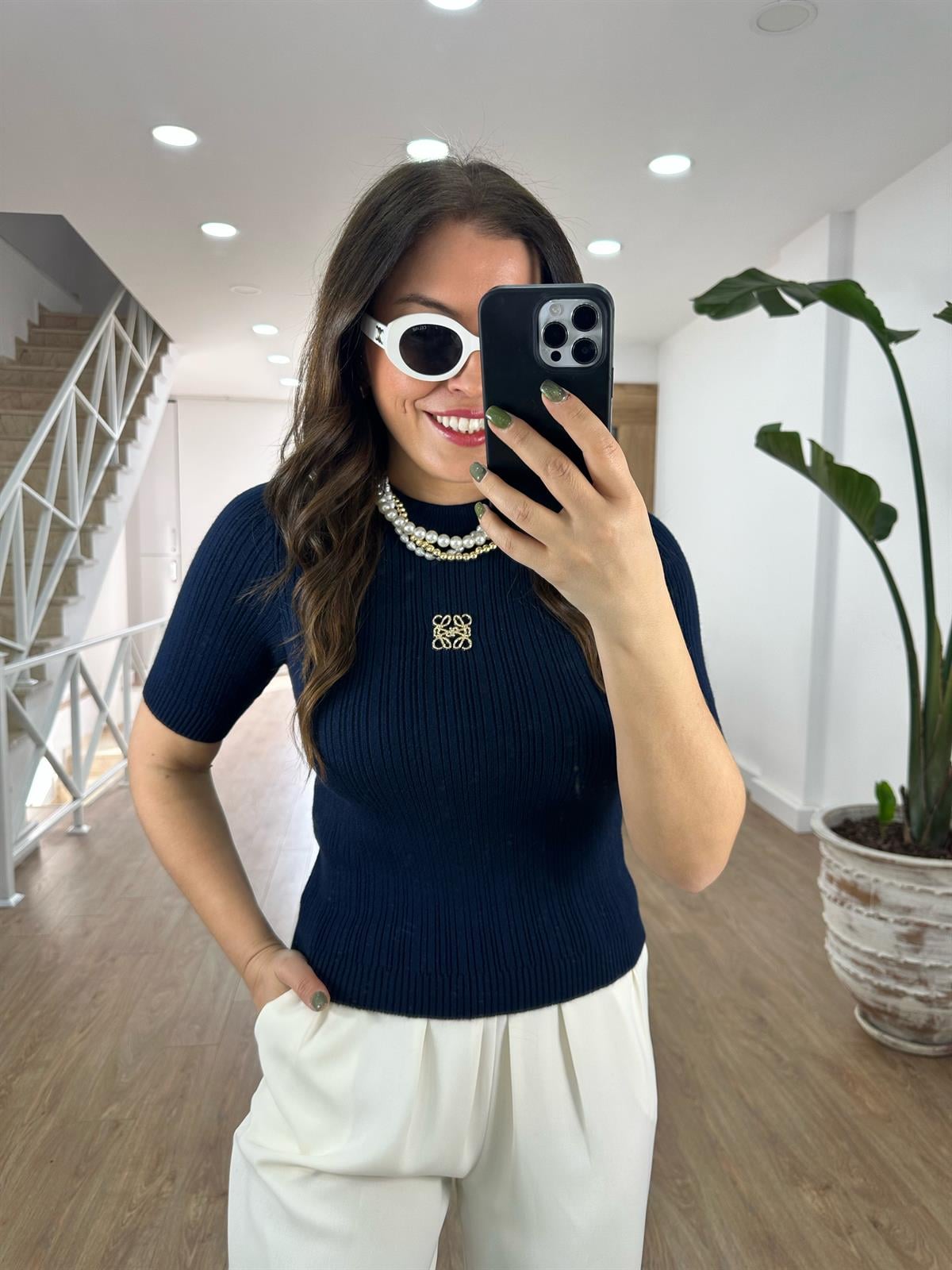 Marka Model Broşlu Triko-Lacivert